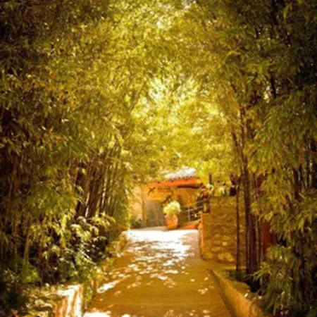 Mont-sant ホテル 4*