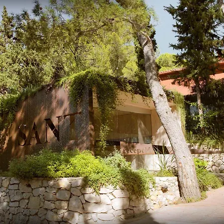 Mont-sant Hotel