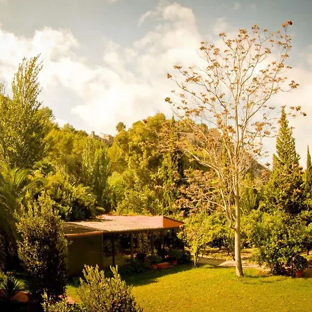 Hotel Mont-sant 4*