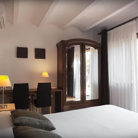 Mont-sant Hotel