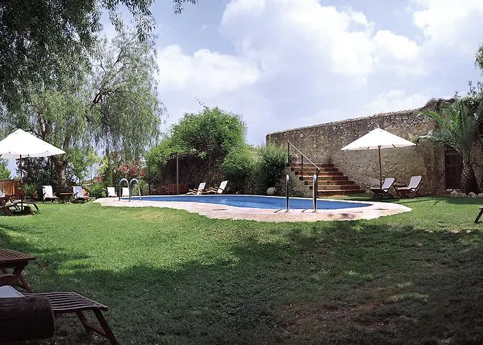 Ξενοδοχείο Mont-sant 4*